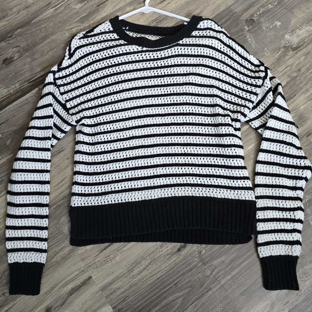 Aeropostale Black and White Striped Sweater